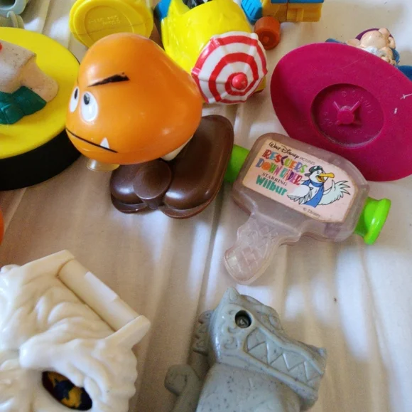 1990s Mcdonalds Happy Meal Toys LOT OF 12 Vintage Snow White Halloween Spiderman - Picture 2 of 4